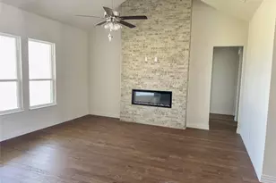 128 Fan Ml Trl, Weatherford, TX 76085 - Photo 7