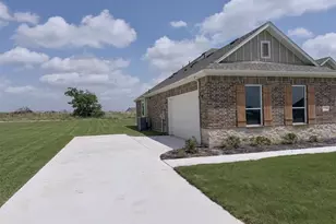 128 Fan Ml Trl, Weatherford, TX 76085 - Photo 3