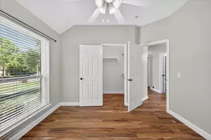 913 Chapel Dr, Denton, TX 76205 - Photo 7