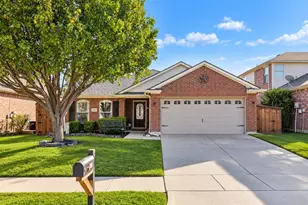1118 Red Robin Dr, Aubrey, TX 76227 - Photo 1
