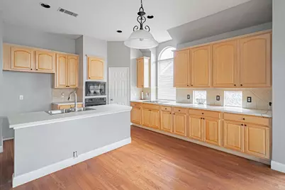 2450 Thorntree Drive, Frisco, TX 75033 - Photo 7