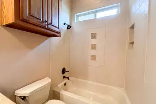 1119 Mallard Pointe Dr, Grand Prairie, TX 75104 - Photo 19
