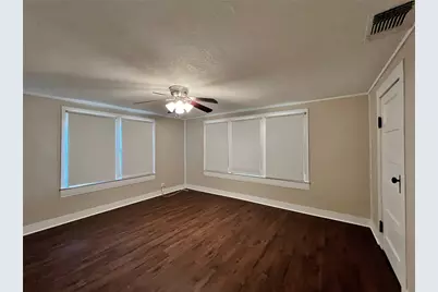 713 Spring Street, Granbury, TX 76048 - Photo 15