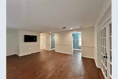 713 Spring Street, Granbury, TX 76048 - Photo 5