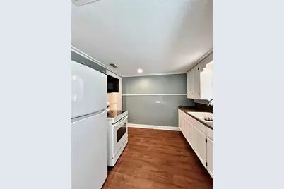 713 Spring Street, Granbury, TX 76048 - Photo 11