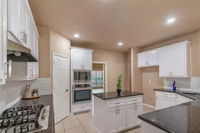 8225 Painted Tree Trail, Fort Worth, TX 76131 - Photo 9