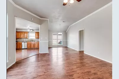 942 Jacobs Crossing Court, Burleson, TX 76028 - Photo 3