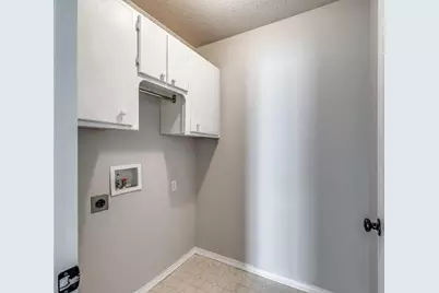 942 Jacobs Crossing Court, Burleson, TX 76028 - Photo 11
