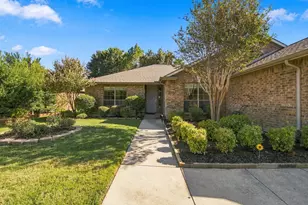 10409 Murray S Johnson St, Denton, TX 76207 - Photo 3