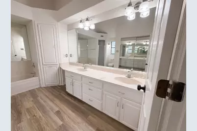 4717 Burning Springs Drive, Arlington, TX 76017 - Photo 13