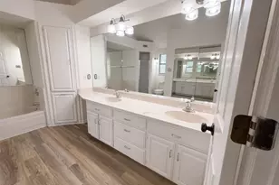 4717 Burning Springs Dr, Arlington, TX 76017 - Photo 13