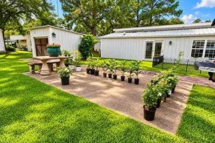 183 Magnolia St, Zavalla, TX 75980 - Photo 11
