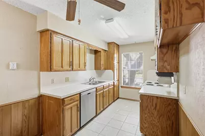 613 Main Street, Roanoke, TX 76262 - Photo 15