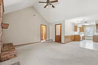 613 Main Street, Roanoke, TX 76262 - Photo 9