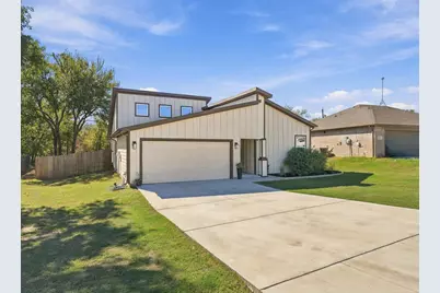 706 Port O Call Drive, Runaway Bay, TX 76426 - Photo 3