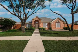 1306 Bentley Dr, Carrollton, TX 75006 - Photo 1
