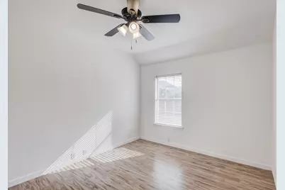 1306 Bentley Drive, Carrollton, TX 75006 - Photo 5
