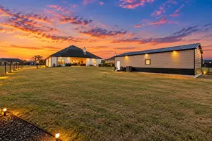 10160 Kildee Trl, Sanger, TX 76266 - Photo 15