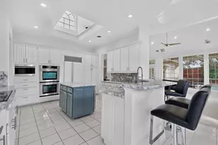 4536 Briar Oaks Cir, Dallas, TX 75287 - Photo 11