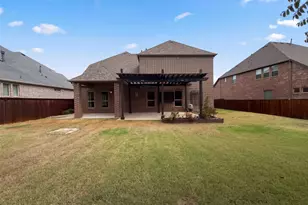 7913 Caddo Cove, McKinney, TX 75071 - Photo 5