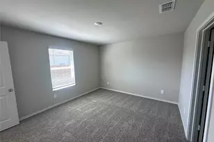 5549 Rollins Dr, Krum, TX 76249 - Photo 9