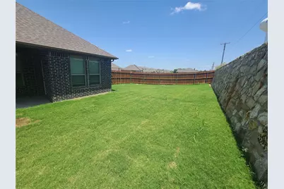 525 Hillcrest Circle, Justin, TX 76247 - Photo 17