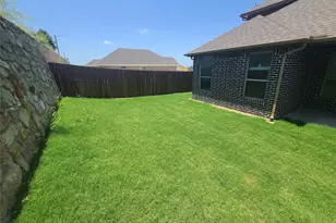 525 Hillcrest Cir, Justin, TX 76247 - Photo 15