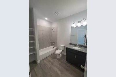 525 Hillcrest Circle, Justin, TX 76247 - Photo 5