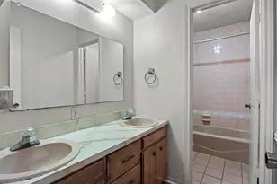 500 Sunflower St, Red Oak, TX 75154 - Photo 5