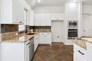 4816 Rockcreek Ln, Plano, TX 75024 - Photo 11