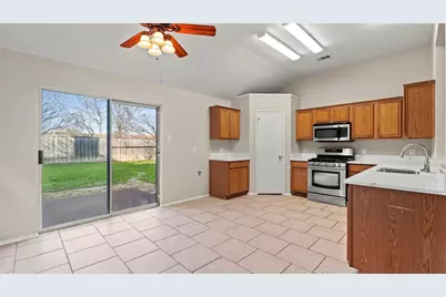 9204 Warren Drive, McKinney, TX 75071 - Photo 5