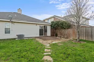 9204 Warren Dr, McKinney, TX 75071 - Photo 19