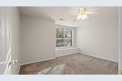 9204 Warren Drive, McKinney, TX 75071 - Photo 13