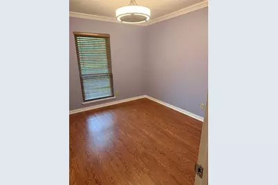 306 Timberleaf Drive, Grand Prairie, TX 75052 - Photo 11