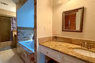 1002 Glenda St, Terrell, TX 75160 - Photo 9