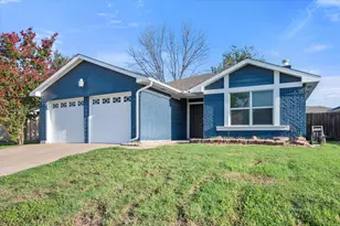 411 Lantana Dr, Arlington, TX 76018 - Photo 1