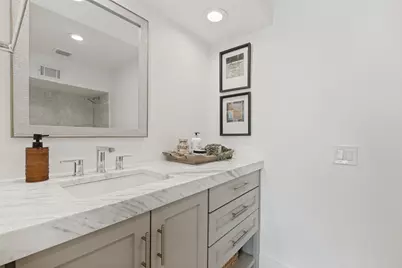 3501 Dickason Avenue #B, Dallas, TX 75219 - Photo 33
