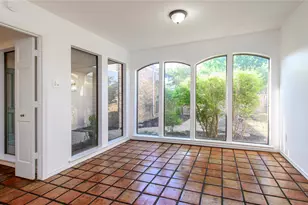 6025 Daven Oaks Dr, Dallas, TX 75248 - Photo 5