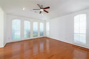 6025 Daven Oaks Dr, Dallas, TX 75248 - Photo 9