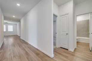 4016 Kaufman Ct, Little Elm, TX 75068 - Photo 3