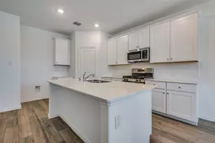 4016 Kaufman Ct, Little Elm, TX 75068 - Photo 9