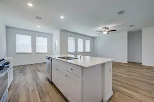4016 Kaufman Ct, Little Elm, TX 75068 - Photo 7