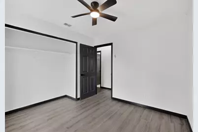 301 Stoneport Drive, Dallas, TX 75217 - Photo 33