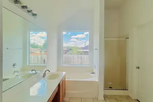 5300 Meadow Ct, Flint, TX 75762 - Photo 11