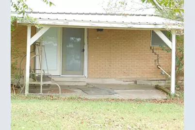 712 N Allyn Avenue E, Mount Calm, TX 76673 - Photo 21