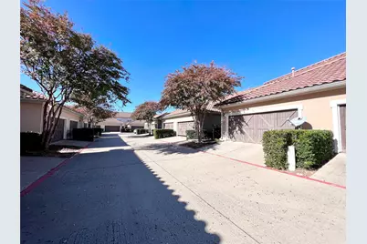 436 Fuente, Irving, TX 75039 - Photo 33
