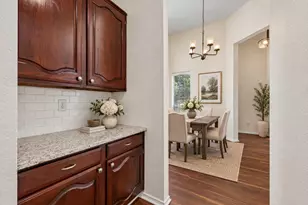 1604 Bennington Dr, Carrollton, TX 75007 - Photo 9