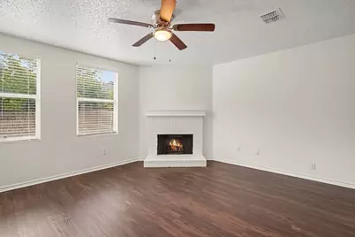 1227 Scarlet Sage Parkway, Burleson, TX 76028 - Photo 5