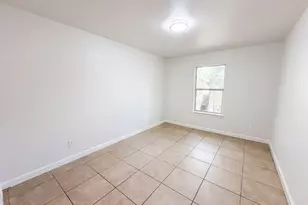 1322 E Waco Ave, Dallas, TX 75216 - Photo 9