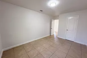 1322 E Waco Ave, Dallas, TX 75216 - Photo 13